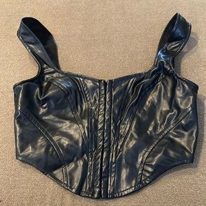 Windsor Faux Leather Crop Top Tank Top Size Medium (BB)